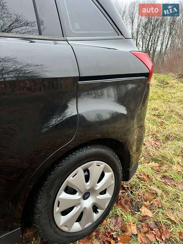 Минивэн Ford Grand C-Max 2011 в Городке