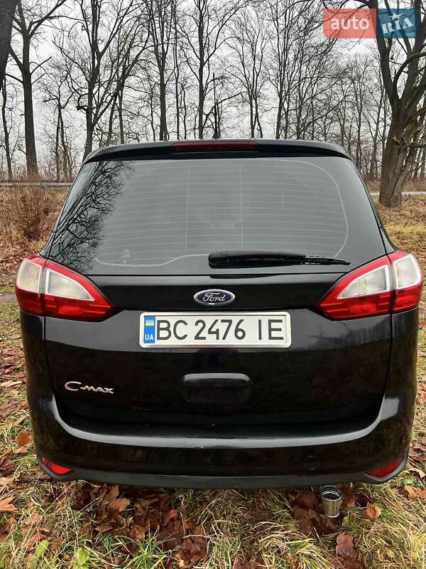 Минивэн Ford Grand C-Max 2011 в Городке