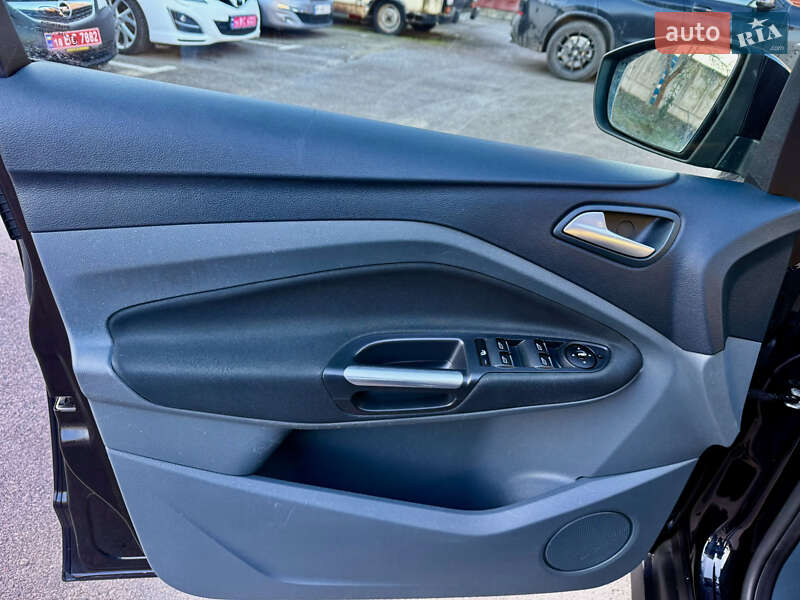 Минивэн Ford Grand C-Max 2011 в Ровно