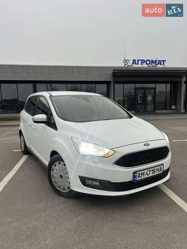 Минивэн Ford Grand C-Max 2017 в Киеве