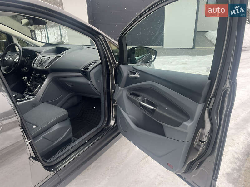 Минивэн Ford Grand C-Max 2015 в Стрые