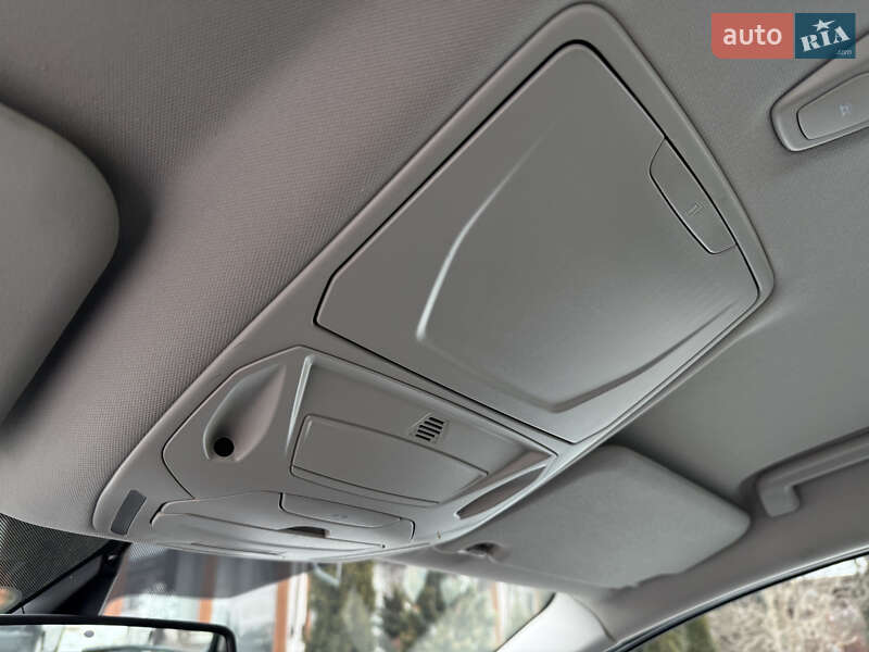 Мінівен Ford Grand C-Max 2011 в Стрию