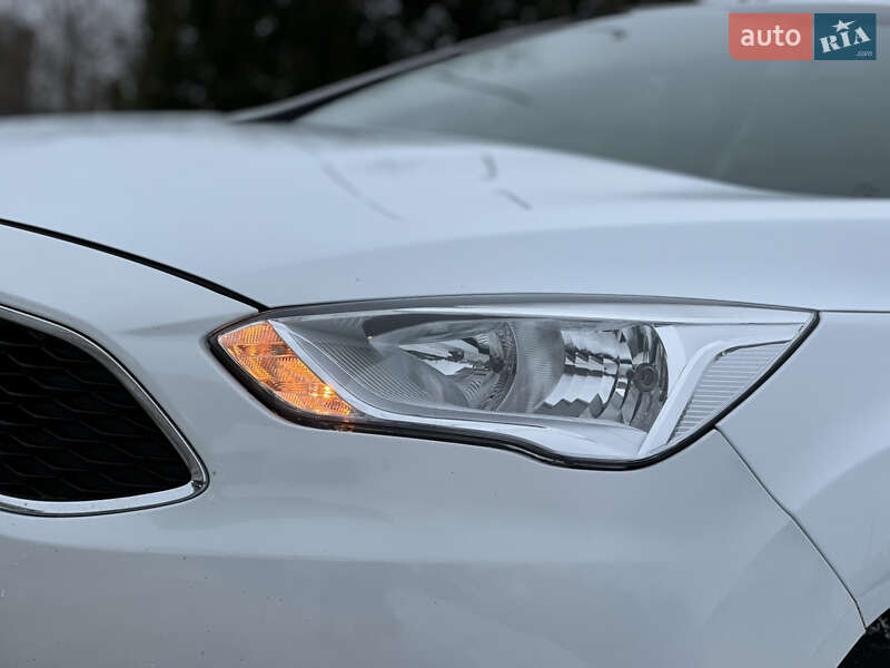 Минивэн Ford Grand C-Max 2017 в Дрогобыче