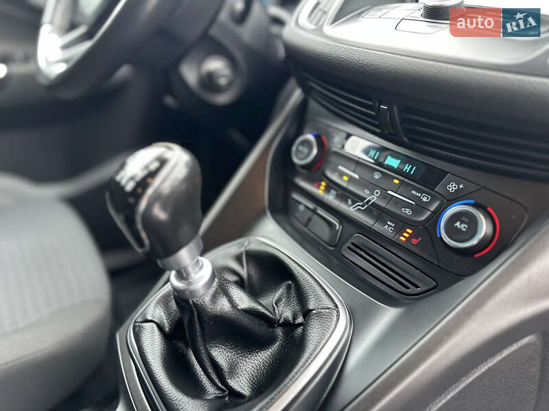 Минивэн Ford Grand C-Max 2017 в Дрогобыче