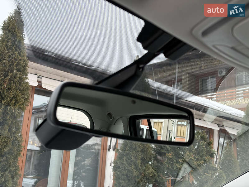 Минивэн Ford Grand C-Max 2011 в Стрые