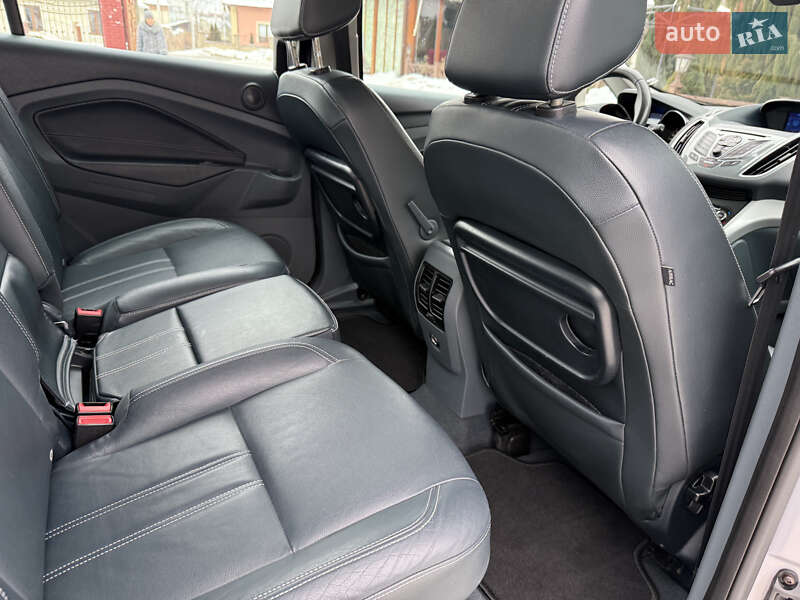 Минивэн Ford Grand C-Max 2011 в Стрые