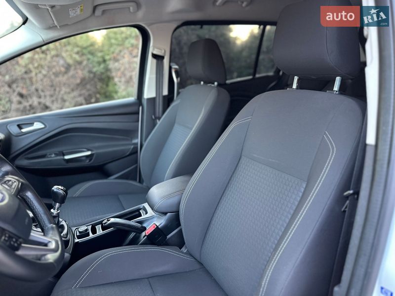 Минивэн Ford Grand C-Max 2017 в Дрогобыче