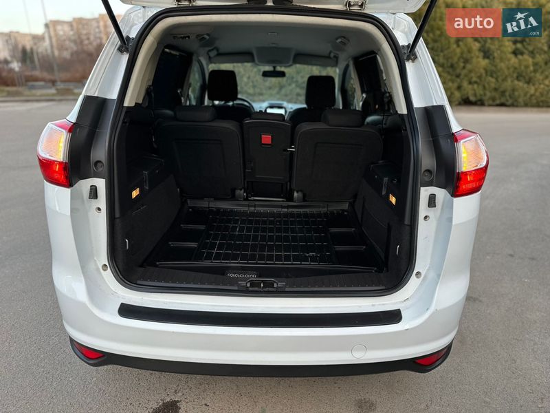 Минивэн Ford Grand C-Max 2017 в Дрогобыче