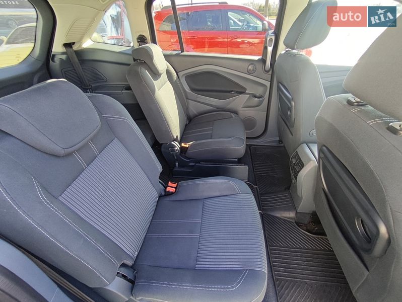 Минивэн Ford Grand C-Max 2010 в Киеве