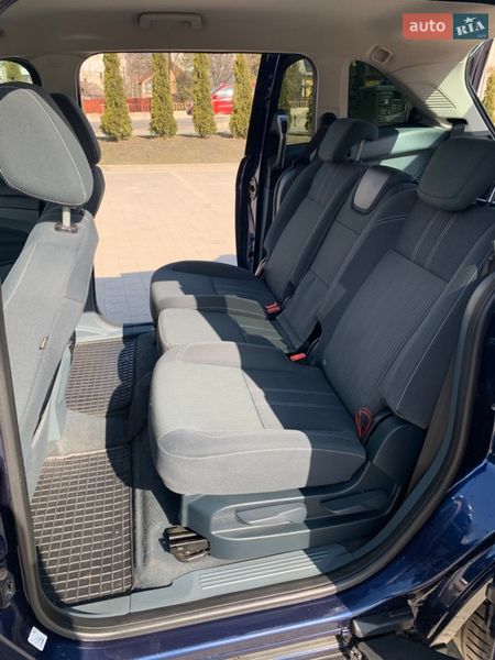 Мінівен Ford Grand C-Max 2010 в Дрогобичі