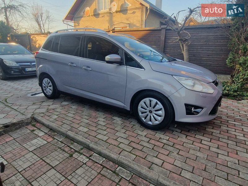Минивэн Ford Grand C-Max 2011 в Коломые
