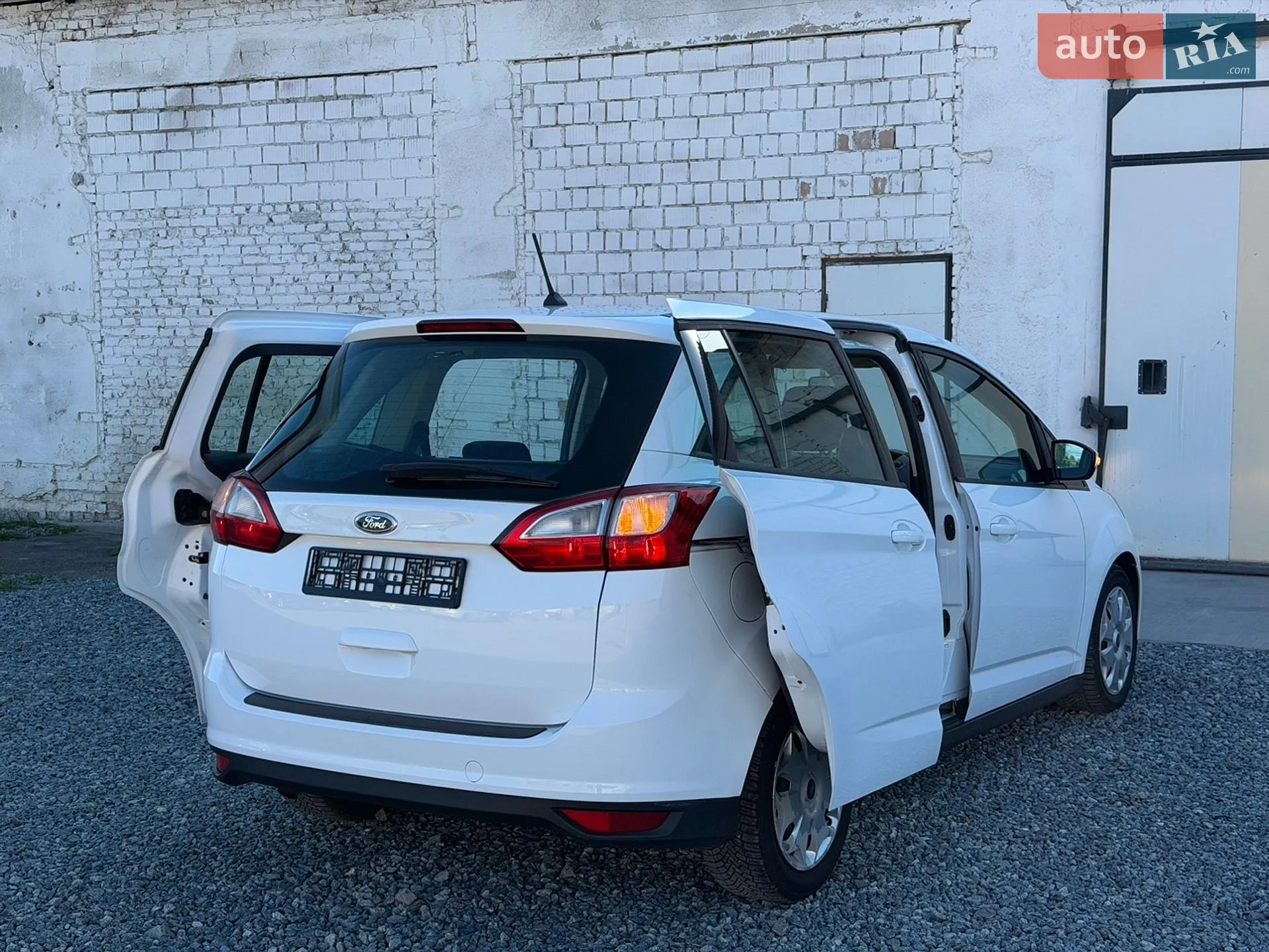 2017 Ford C-MAX - мініатюра 17