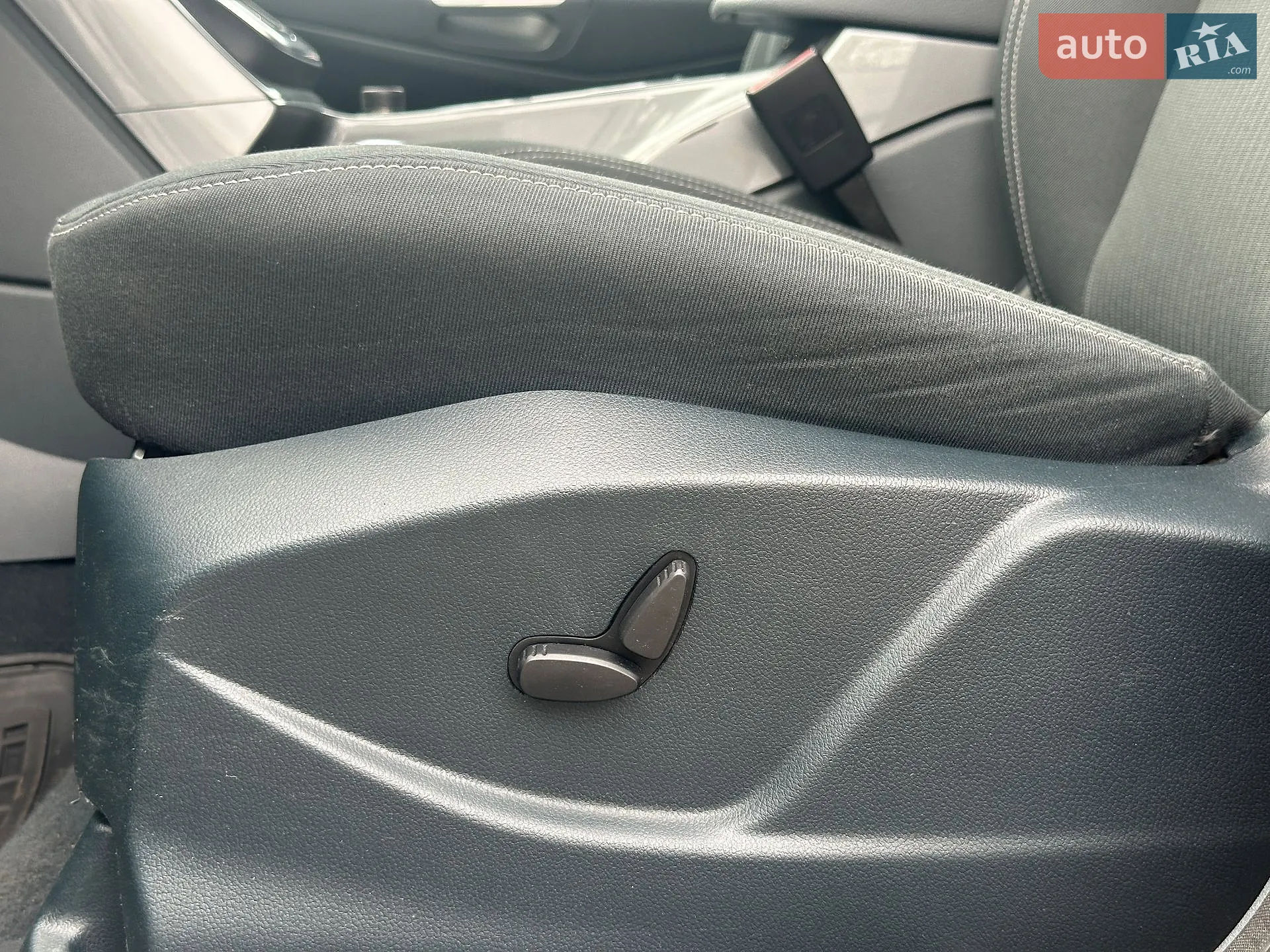 2015 Ford C-MAX - мініатюра 19