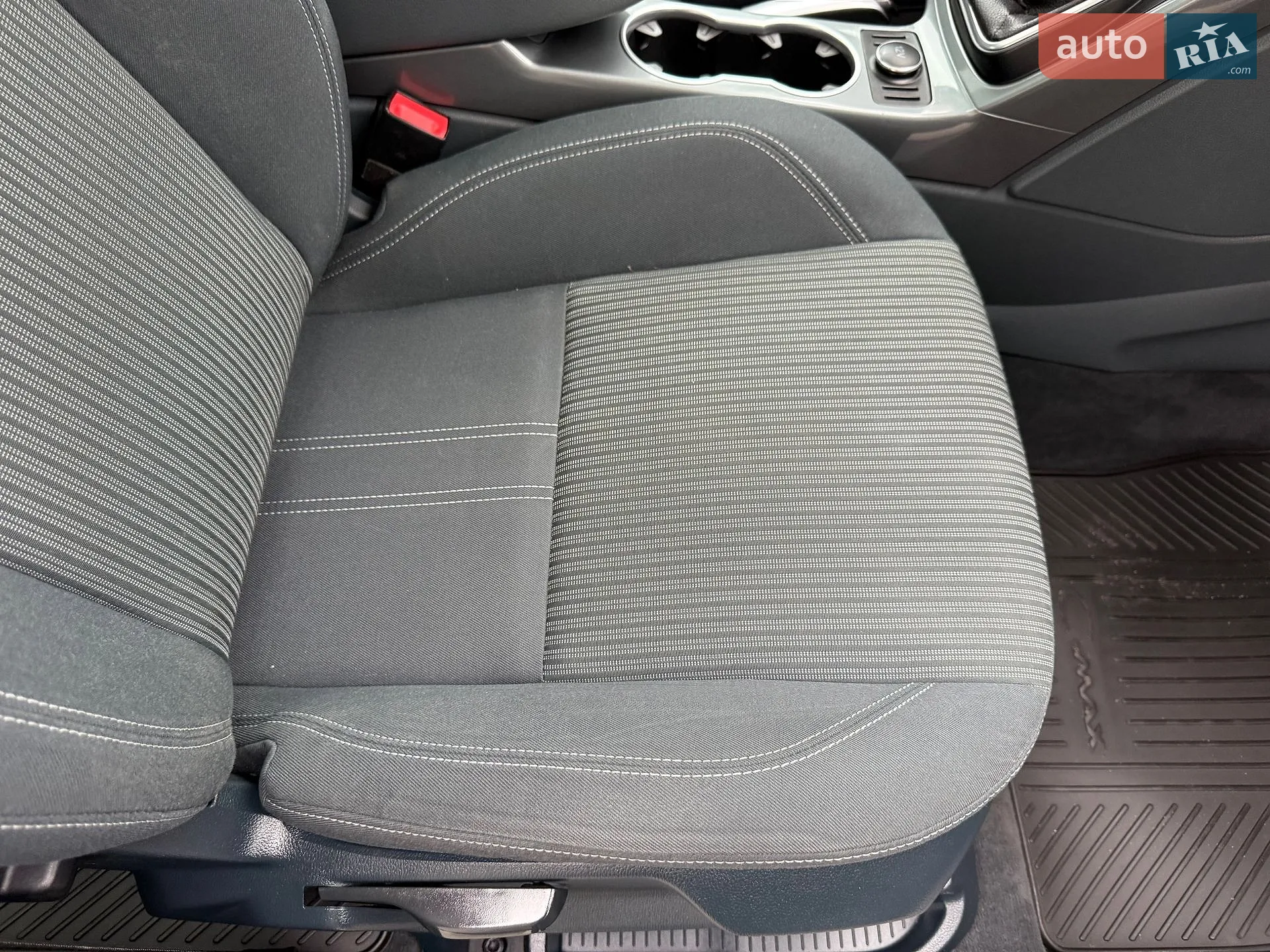 2013 Ford C-MAX - мініатюра 90