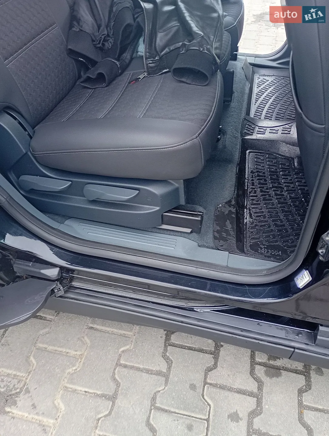 2011 Ford C-MAX - мініатюра 42