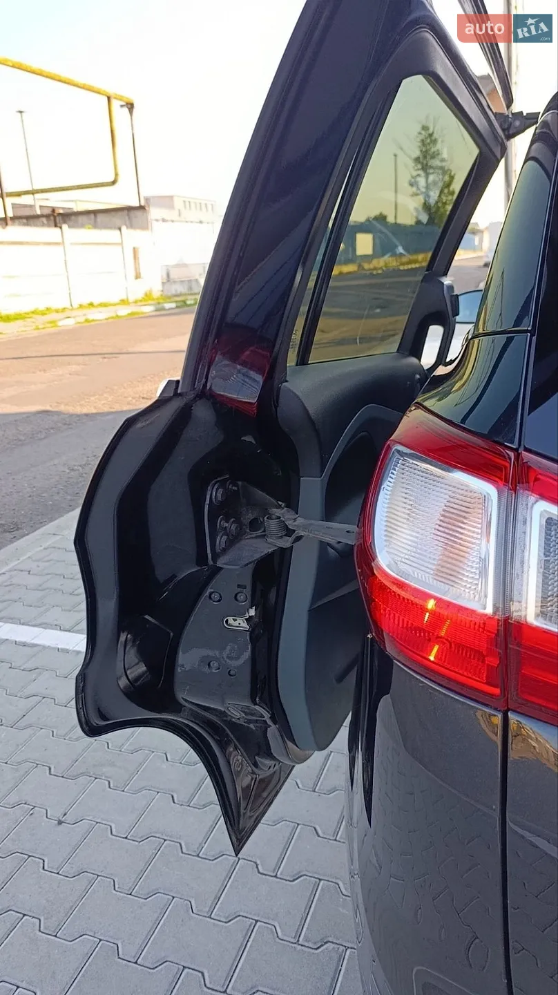2013 Ford C-MAX - мініатюра 20