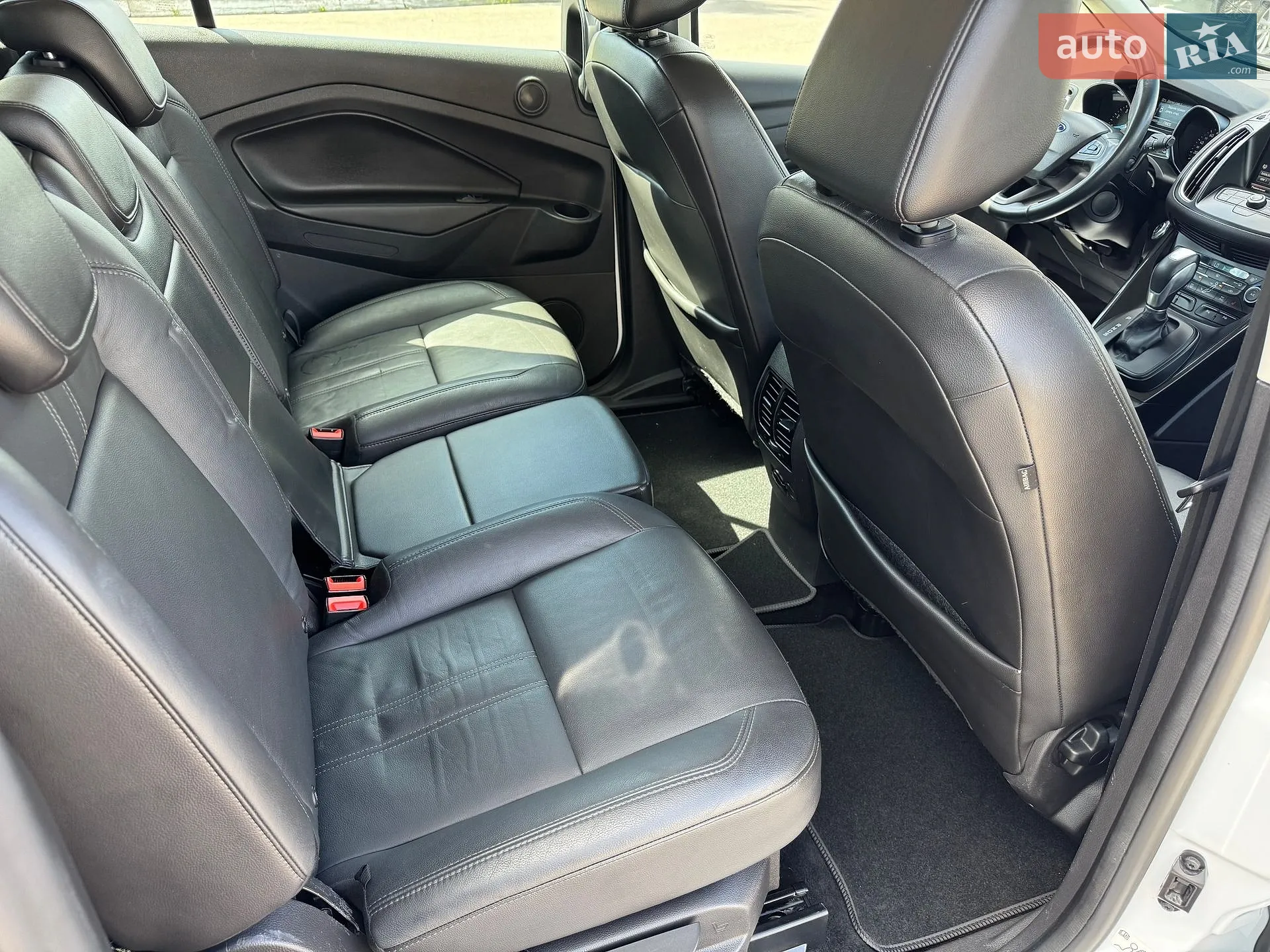 2015 Ford C-MAX - мініатюра 28