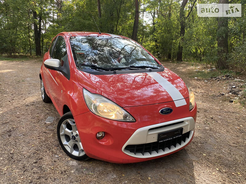 Хэтчбек Ford KA 2012 в Чернигове