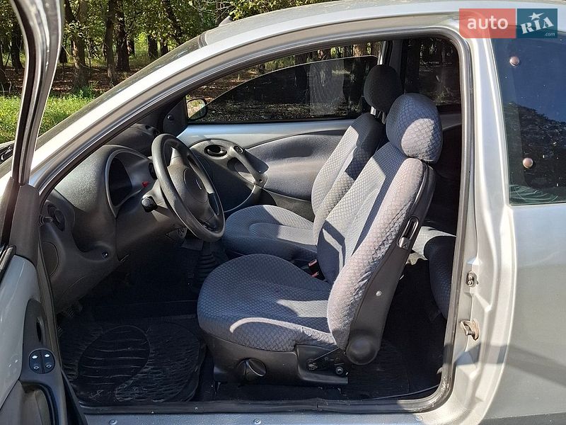 Хэтчбек Ford KA 2000 в Ахтырке