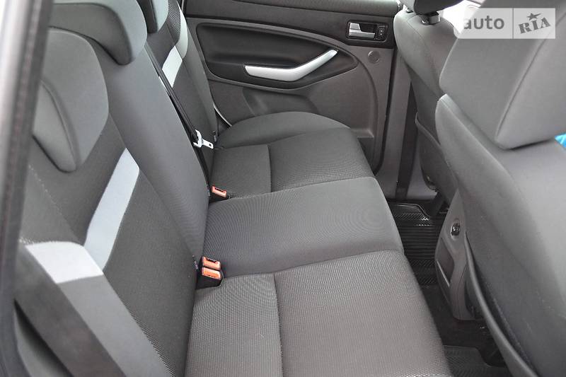 Внедорожник / Кроссовер Ford Kuga 2010 в Луцке фото 6 Внедорожник / Кроссовер Ford Kuga 2010 в Луцке