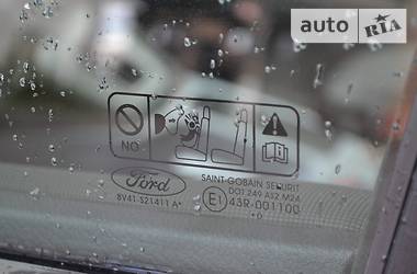 Внедорожник / Кроссовер Ford Kuga 2010 в 