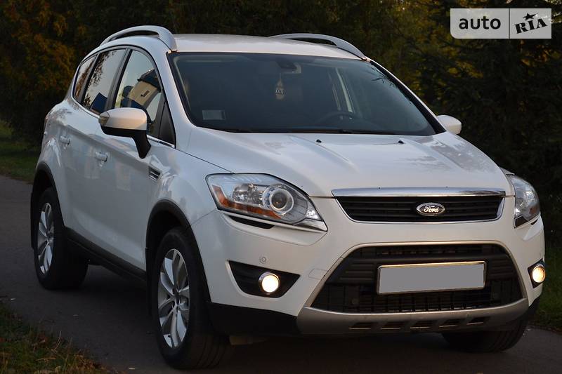 Внедорожник / Кроссовер Ford Kuga 2012 в Луцке