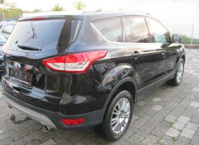 Ford Kuga 2014 року