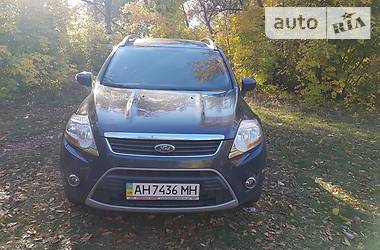 Внедорожник / Кроссовер Ford Kuga 2010 в Донецке