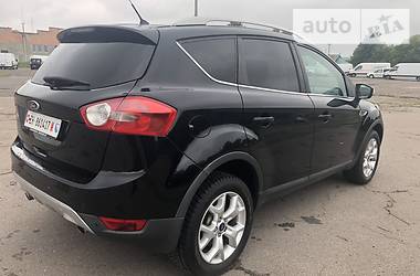 Позашляховик / Кросовер Ford Kuga 2011 в Луцьку