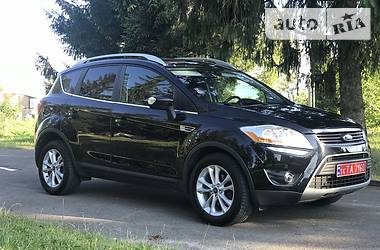 Позашляховик / Кросовер Ford Kuga 2012 в Дубні