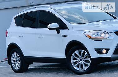 Внедорожник / Кроссовер Ford Kuga 2013 в Одессе