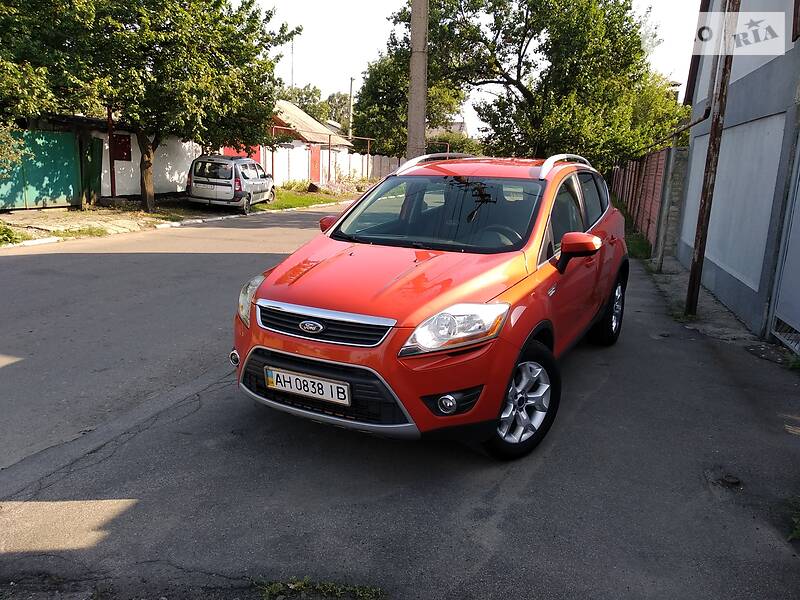 Позашляховик / Кросовер Ford Kuga 2012 в Покровську