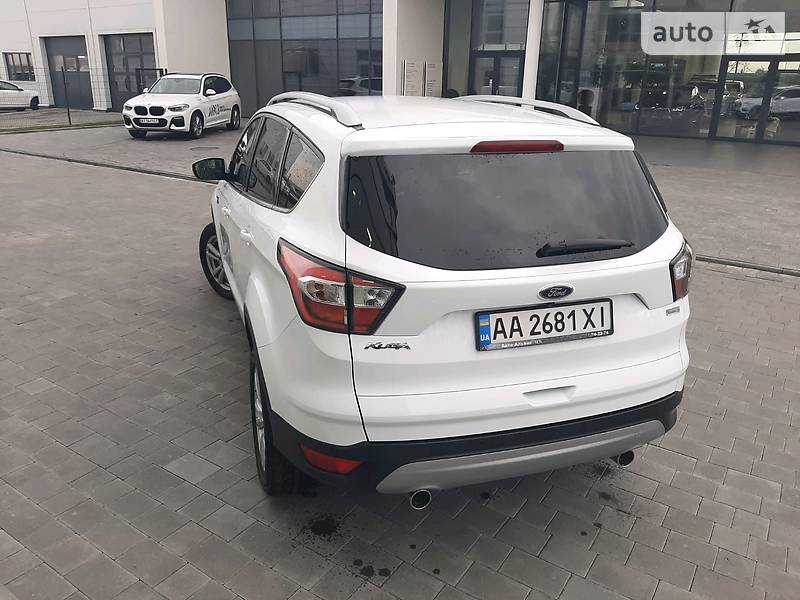 Внедорожник / Кроссовер Ford Kuga 2018 в Ивано-Франковске