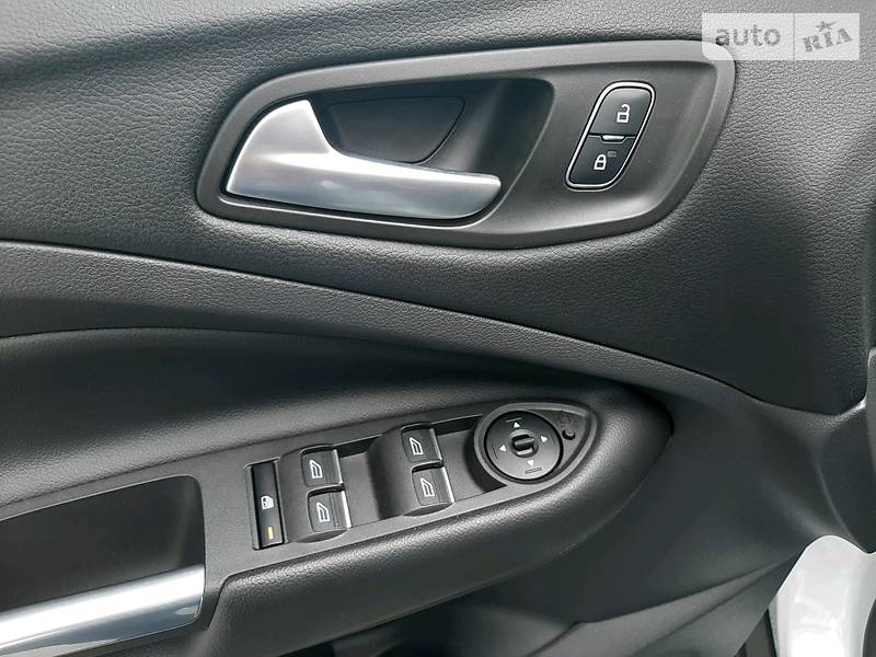 Внедорожник / Кроссовер Ford Kuga 2018 в Ивано-Франковске