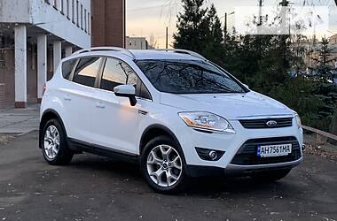 Позашляховик / Кросовер Ford Kuga 2012 в Києві