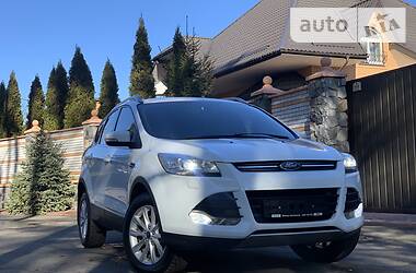 Внедорожник / Кроссовер Ford Kuga 2016 в Киеве