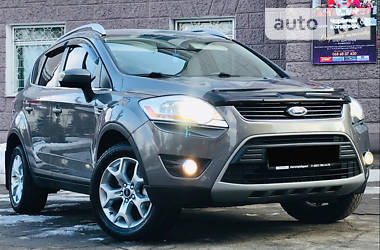 Внедорожник / Кроссовер Ford Kuga 2012 в Каменском