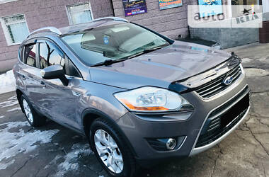 Внедорожник / Кроссовер Ford Kuga 2012 в Каменском