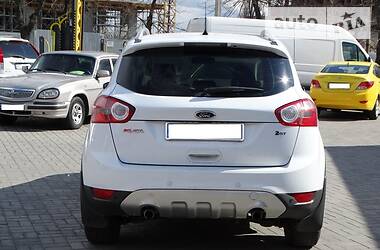 Позашляховик / Кросовер Ford Kuga 2011 в 