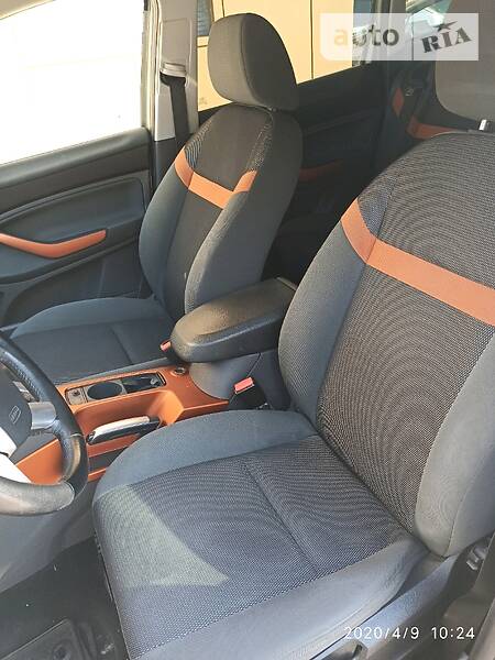 Позашляховик / Кросовер Ford Kuga 2008 в Києві