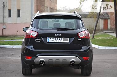 Позашляховик / Кросовер Ford Kuga 2011 в 