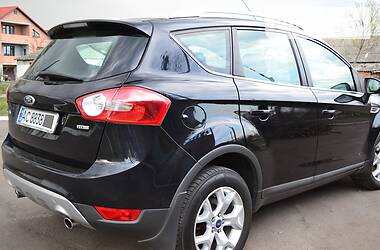 Позашляховик / Кросовер Ford Kuga 2011 в 