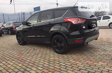 Позашляховик / Кросовер Ford Kuga 2014 в 