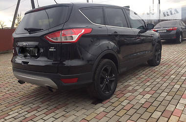 Позашляховик / Кросовер Ford Kuga 2014 в 