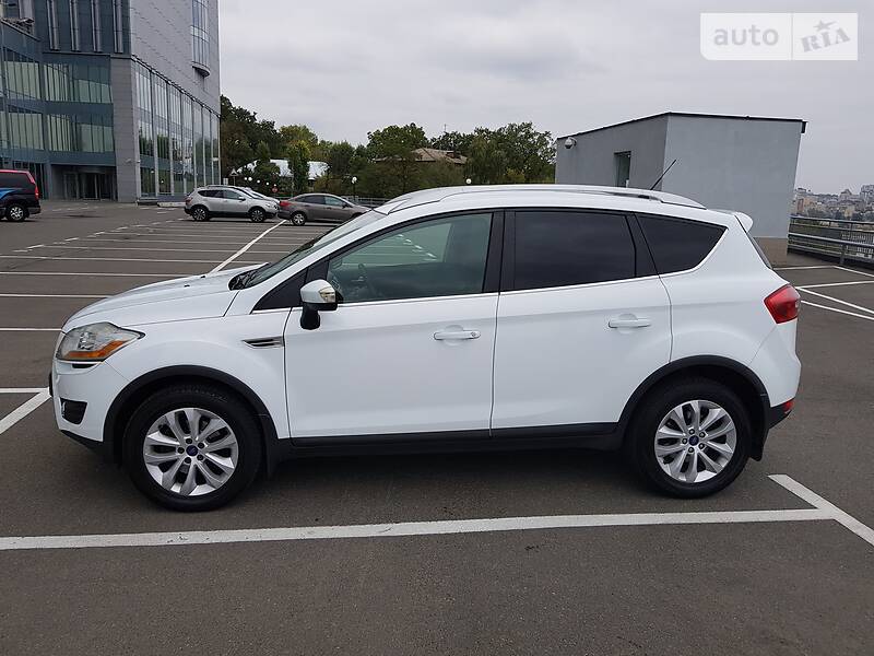 Позашляховик / Кросовер Ford Kuga 2011 в Києві фото 2 Позашляховик / Кросовер Ford Kuga 2011 в Києві