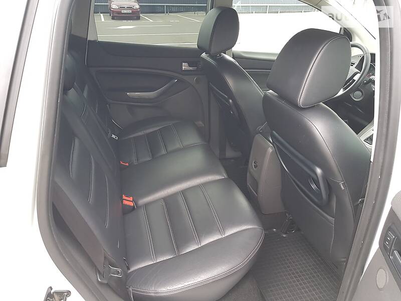 Позашляховик / Кросовер Ford Kuga 2011 в Києві фото 9 Позашляховик / Кросовер Ford Kuga 2011 в Києві