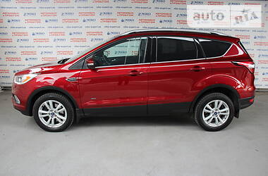 Внедорожник / Кроссовер Ford Kuga 2016 в Киеве