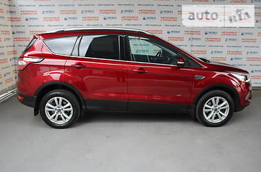 Внедорожник / Кроссовер Ford Kuga 2016 в Киеве