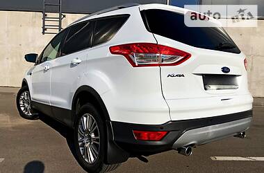 Позашляховик / Кросовер Ford Kuga 2013 в Києві