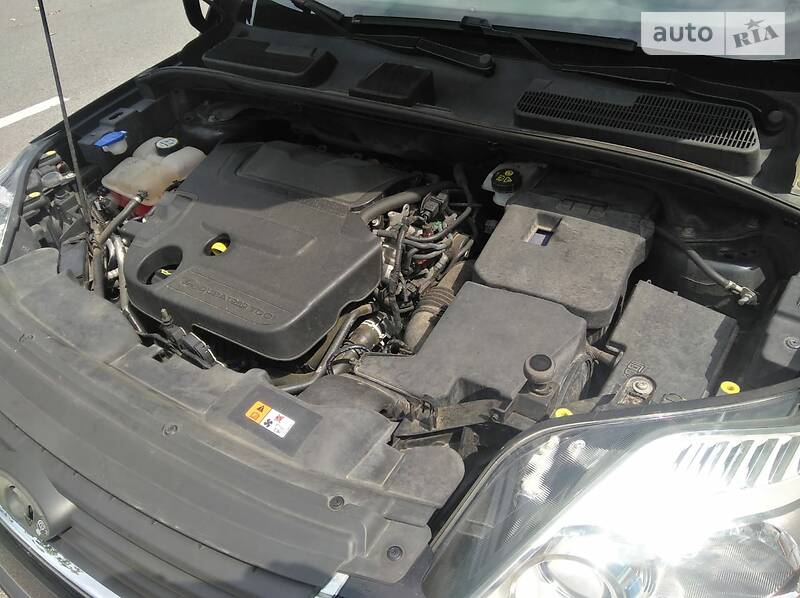 Позашляховик / Кросовер Ford Kuga 2012 в Луцьку